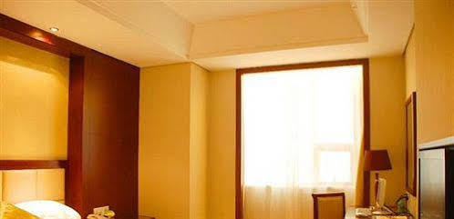 Junyuan Huatian Hotel - Huaihua Финхуан Екстер'єр фото